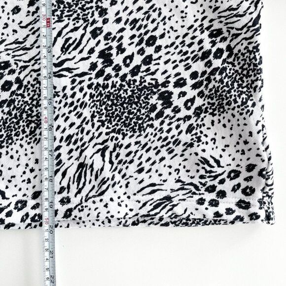 Joie // Animal Print Crop Sweater // Size Large // monochrome - Picture 3 of 6